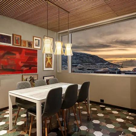 The Gallery Penthouse By Paramount Leilighet Tromsø