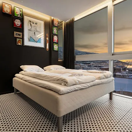 The Gallery Penthouse By Paramount