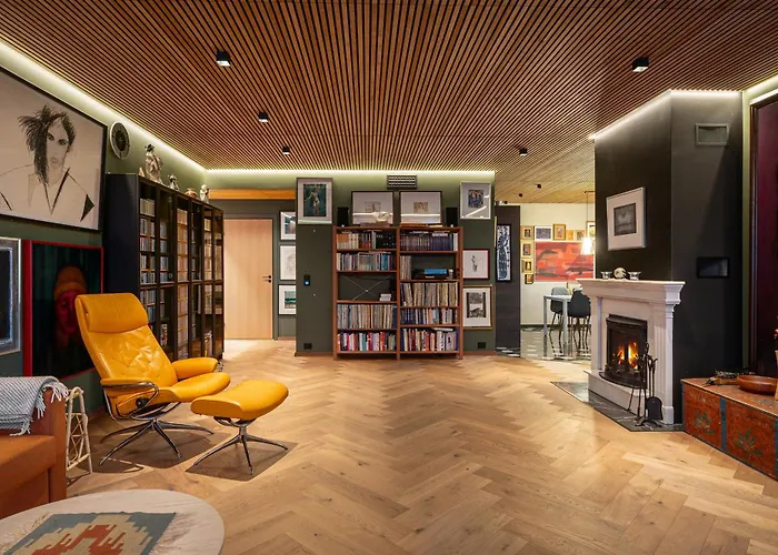 The Gallery Penthouse By Paramount Leilighet